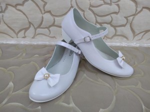 Buty komunijne 901