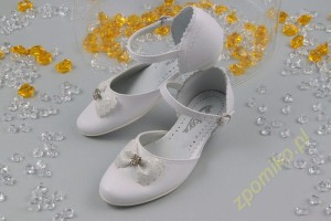 Buty komunijne 715