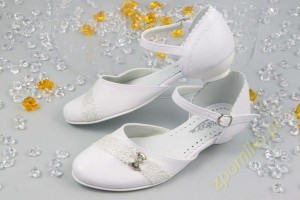 Buty komunijne 714