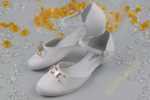 Buty komunijne 707