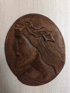 Jezus - drewniana płaskorzeźba- rękodzieło